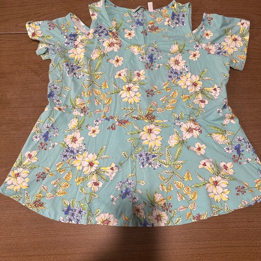 Isaac Mizrahi Top Blouse Light Blue 2X Floral